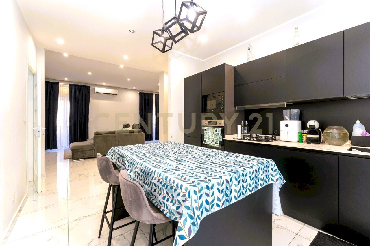 C2 - Three-room apartment Via Alfredo Rampi 24, Aci Catena - photo 2
