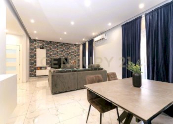 C1 (2) - Three-room apartment Via Alfredo Rampi 24, Aci Catena - photo 1