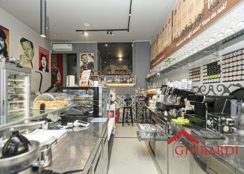 3.1 BANCONE BAR:GELATO - Agriturismo Via Trento 52, Genova (zona Albaro) - foto 8