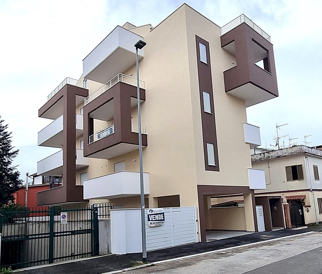 16 - Trilocale Via Piemonte 9, Aprilia - foto 1