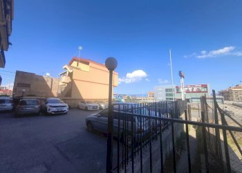 Appartamento Via Roccamotore, Messina - foto 2