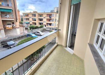Trilocale Via cordanieri, Genova (zona Prà) - foto 2