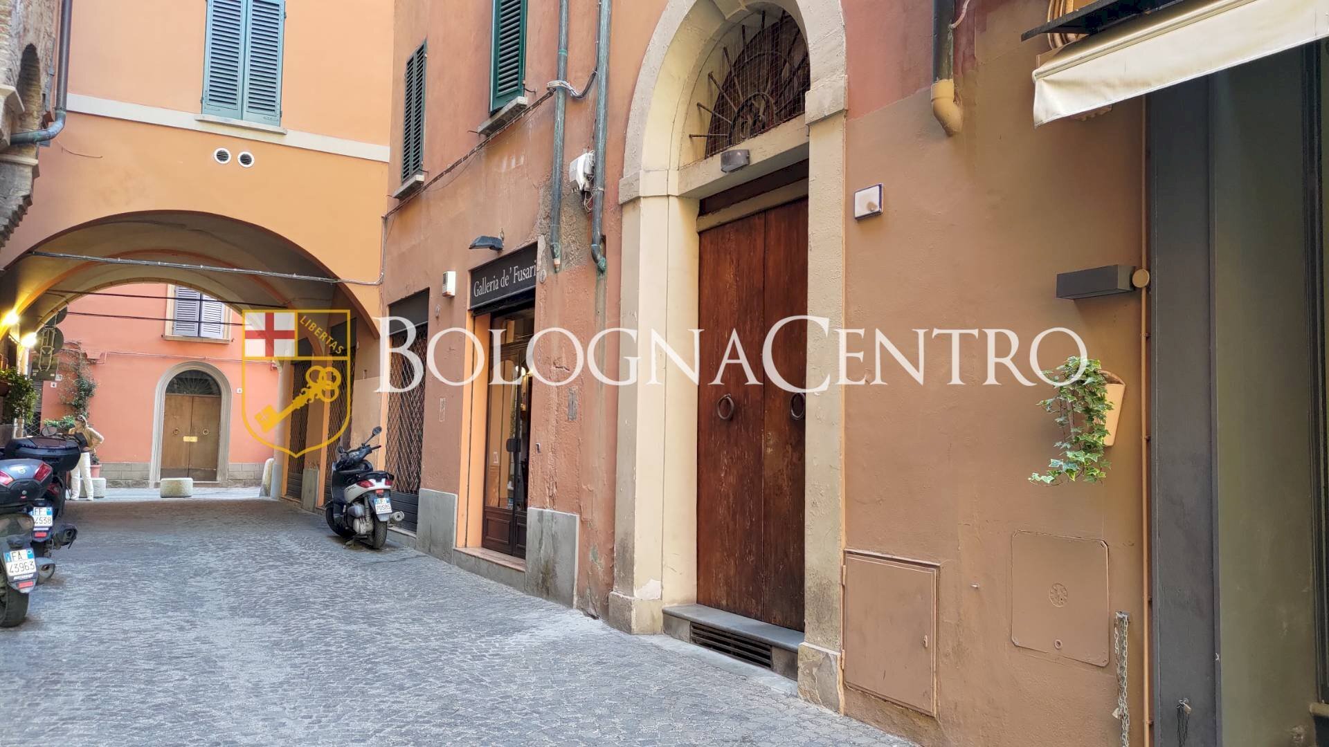 Trilocale Bologna (zona Centro Storico) - foto 1