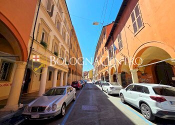Bilocale Bologna (zona Centro Storico) - foto 19