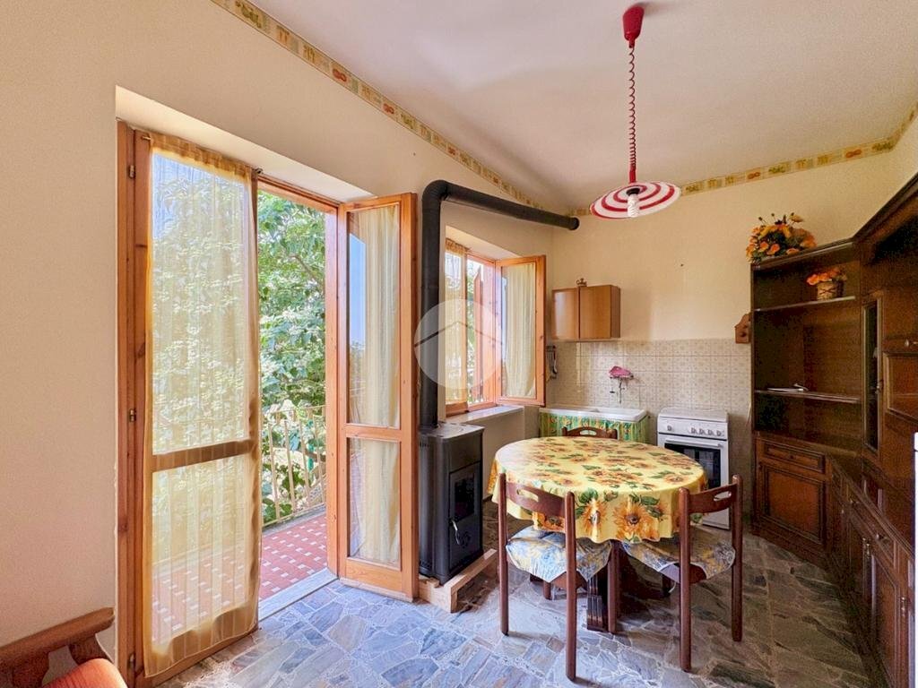 Three-room apartment Strada Fornelli, Monastero di Lanzo - photo 1