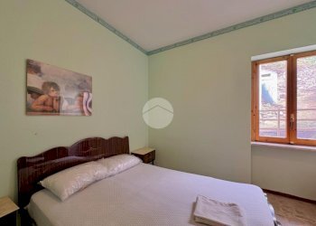 Three-room apartment Strada Fornelli, Monastero di Lanzo - photo 8