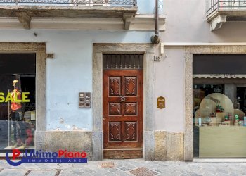 One-room apartment Via Jean Baptiste de Tillier 31, Aosta - photo 2