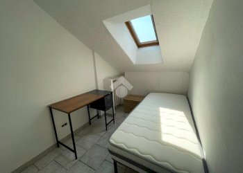 Attic Via L. Da Vinci, Grugliasco - photo 1