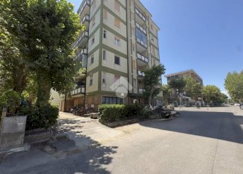 Bilocale Viale giovanni segantini, Cesenatico - foto 17