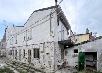 Casa semi indipendente Via L. Bottoni, Ferrara (zona Pontelagoscuro) - foto 5