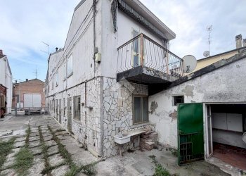 Casa semi indipendente Via L. Bottoni, Ferrara (zona Pontelagoscuro) - foto 8