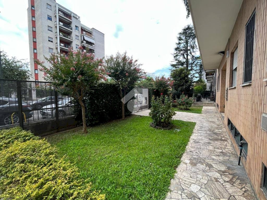Bilocale Via grazioli don bartolomeo, Milano (zona Dergano) - foto 2