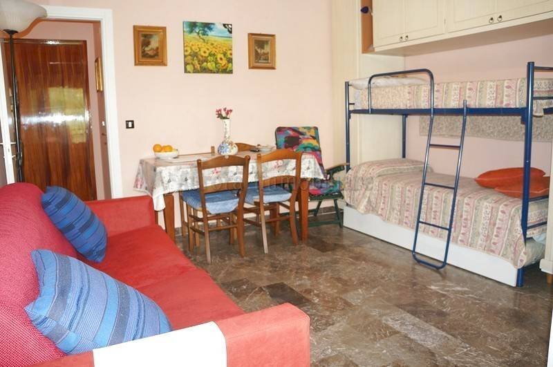 One-room apartment Corso Vittorio Veneto, Borghetto Santo Spirito - photo 3