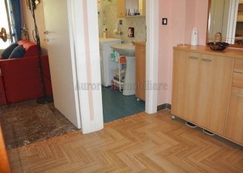 One-room apartment Corso Vittorio Veneto, Borghetto Santo Spirito - photo 8