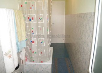 One-room apartment Corso Vittorio Veneto, Borghetto Santo Spirito - photo 11