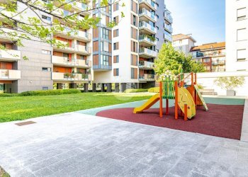 Quadrilocale Viale Legioni Romane, Milano (zona Bande Nere) - foto 3