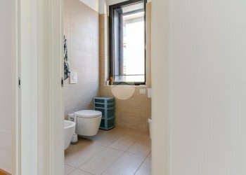 Quadrilocale Viale Legioni Romane, Milano (zona Bande Nere) - foto 28