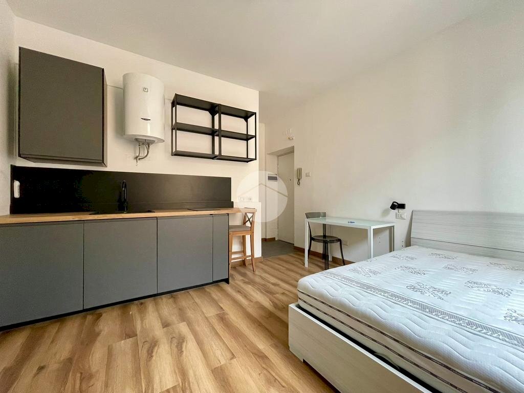 Appartamento Via Pastrengo, Milano (zona Isola) - foto 1