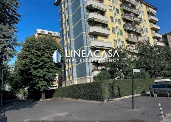 Two-room apartment via 8 Maggio 8, Corsico - photo 2