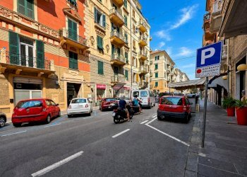 Shop Negozio Via Bartolomeo Guidobono, Savona - photo 9