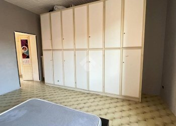 Two-room apartment piazza della chiesa, Novate Milanese - photo 15
