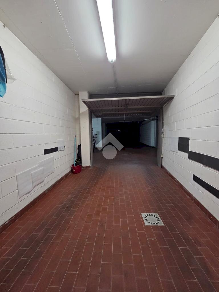 Garage - Parking Via Guelfa, Bologna - photo 2