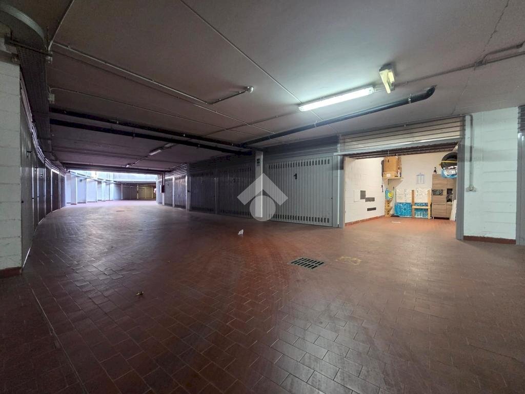 Garage - Parking Via Guelfa, Bologna - photo 3