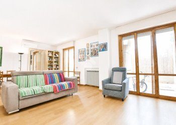 Three-room apartment Via Dei Tigli, Rodano - photo 4