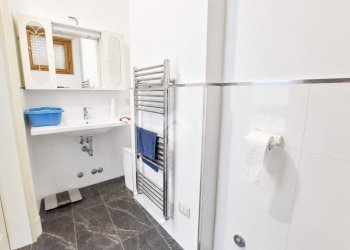 Three-room apartment Via Dei Tigli, Rodano - photo 16