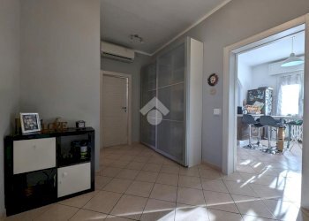 Quadrilocale via Peri, Sant'Ilario d'Enza - foto 2