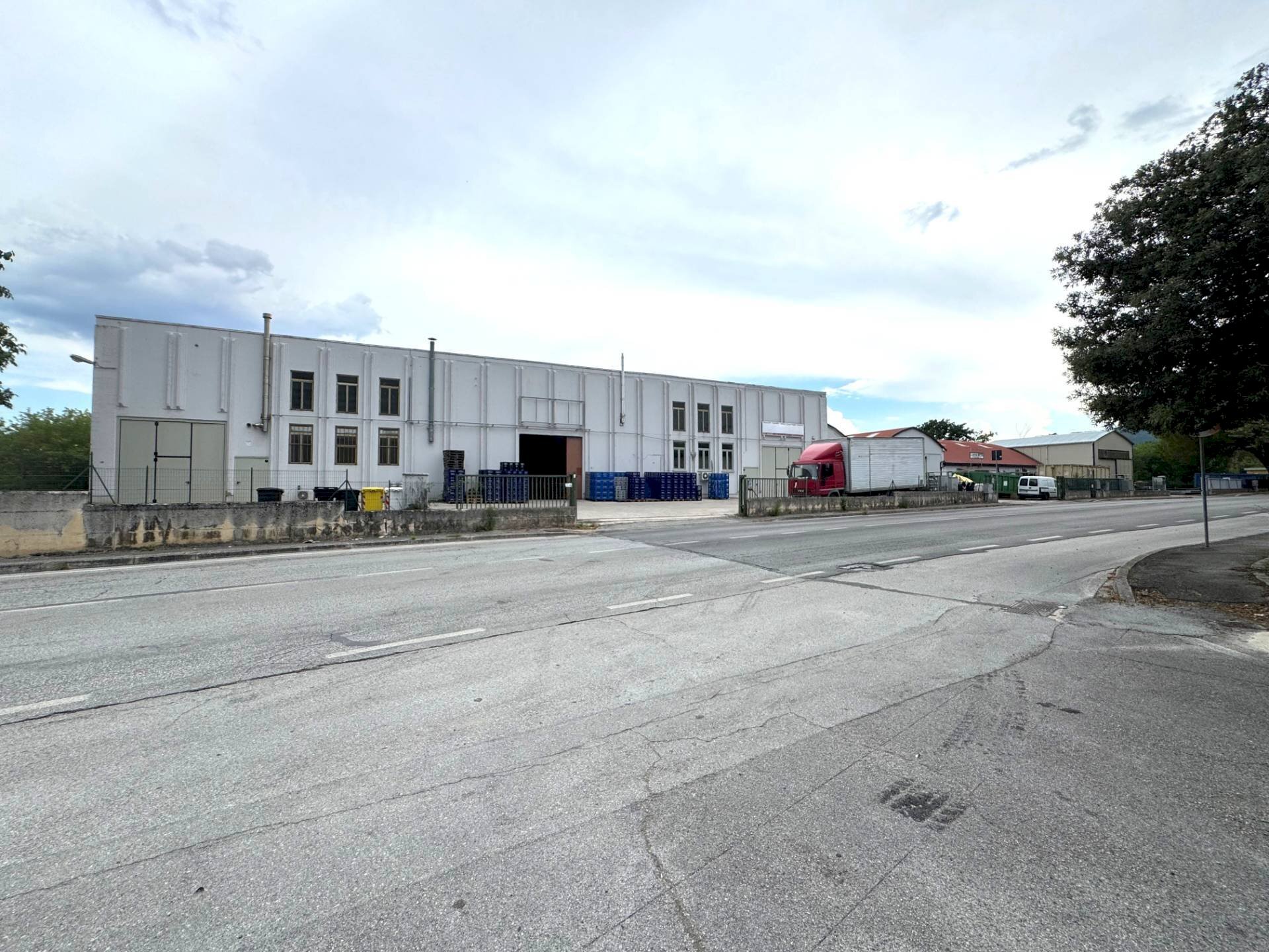Foto 1 - Capannone VIA ACHILLE GRANDI, Fabriano - foto 1