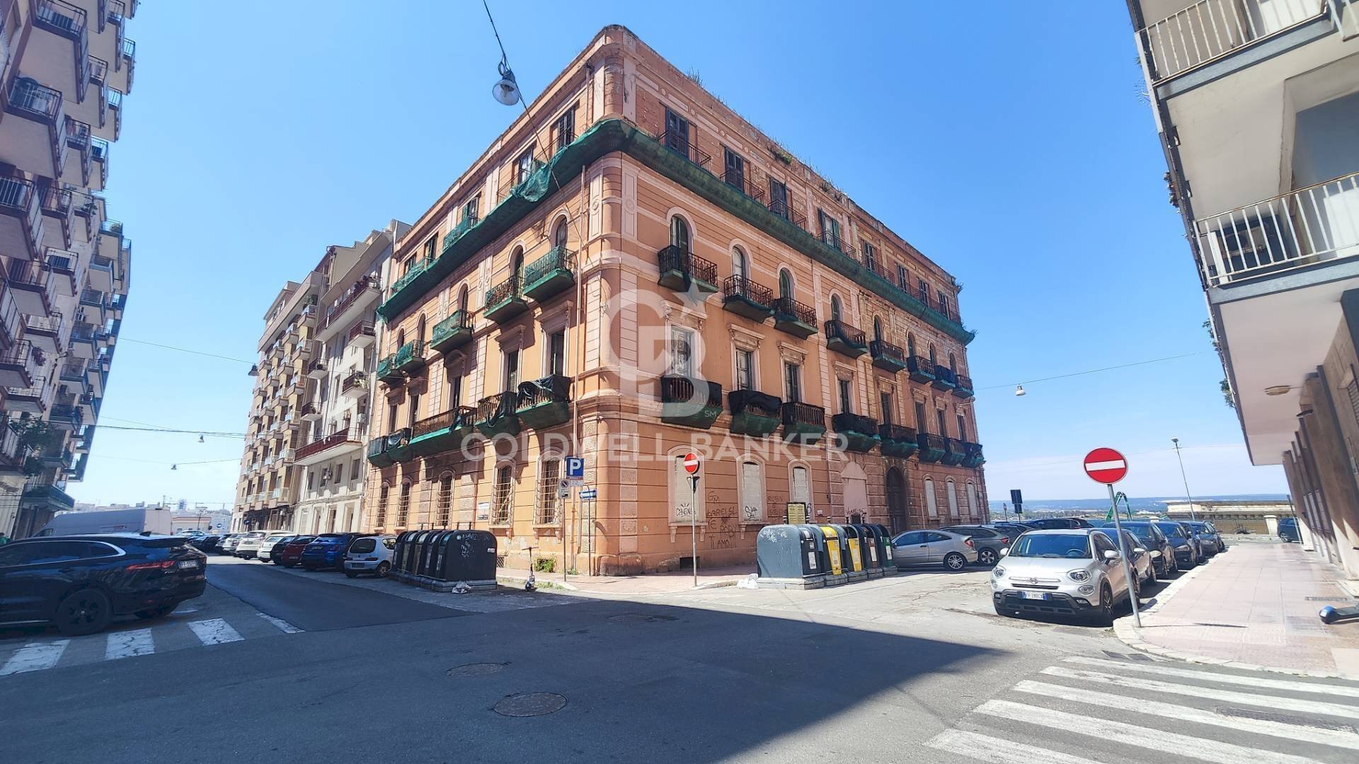 Foto 1 - Stabile - Palazzo Via Regina Margherita
 
2, Taranto - foto 1