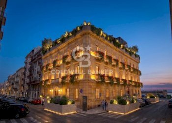 Foto 3 - Stabile - Palazzo Via Regina Margherita
 
2, Taranto - foto 3