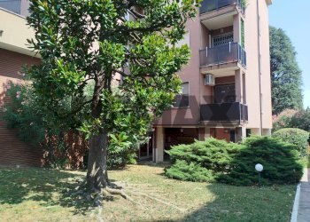 Edificio all\'aperto - Bilocale Viale Lombardia
 
12, Pregnana Milanese - foto 1