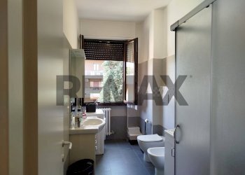 Bagno - Bilocale Viale Lombardia
 
12, Pregnana Milanese - foto 16