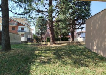 Giardino - Bilocale Viale Lombardia
 
12, Pregnana Milanese - foto 21