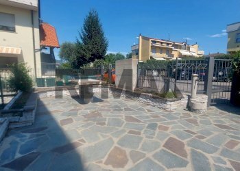 Terrazza - Bilocale VIA MAMELI
 
1, Arcisate - foto 31