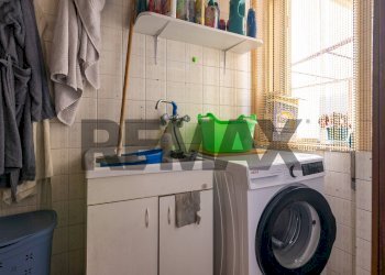 Lavanderia - Four-room apartment Via Augusto Righi
 
6, Comiso - photo 7