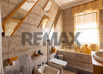 Bagno - Four-room apartment Via Augusto Righi
 
6, Comiso - photo 22
