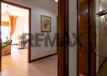 Hall / corridoio - Four-room apartment Via Augusto Righi
 
6, Comiso - photo 36