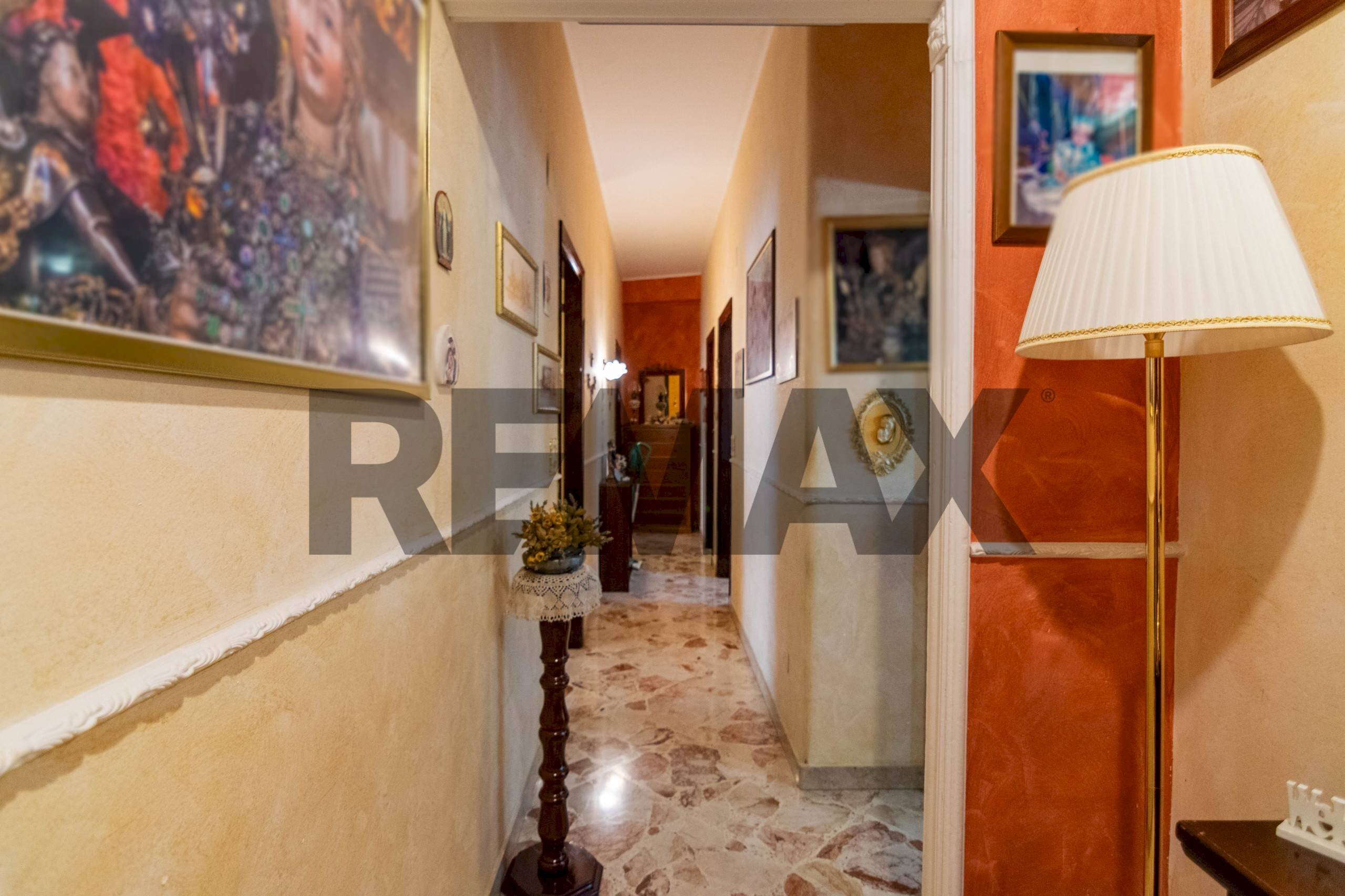 Hall / corridoio - Independent house Via Guglielmo Oberdan
 
14, Motta Sant'Anastasia - photo 3
