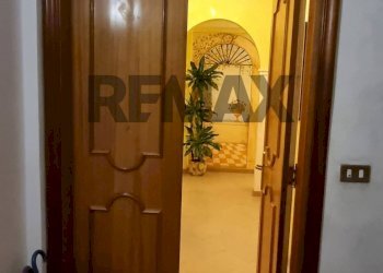 Hall / corridoio - Quadrilocale Via Merano
 
13, Paterno - foto 1