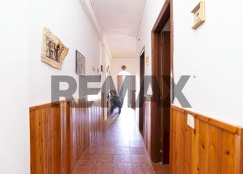Hall / corridoio - Villa Via Filzetta
 
11, Catania - photo 8