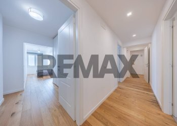 Hall / corridoio - Four-room apartment Via Adolfo Gandiglio
 
27, Roma - photo 18