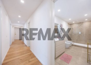 Hall / corridoio - Four-room apartment Via Adolfo Gandiglio
 
27, Roma - photo 32