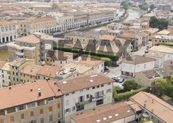 Edificio all\'aperto - Quadrilocale Via Narente
 
27, Senigallia - foto 4