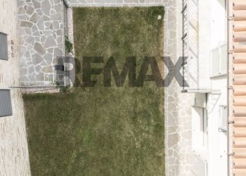 Giardino - Quadrilocale Via Narente
 
27, Senigallia - foto 5