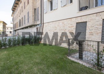 Giardino - Quadrilocale Via Narente
 
27, Senigallia - foto 8