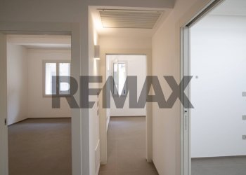 Hall / corridoio - Quadrilocale Via Narente
 
27, Senigallia - foto 19