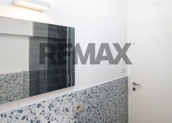 Bagno - Quadrilocale Via Narente
 
27, Senigallia - foto 29